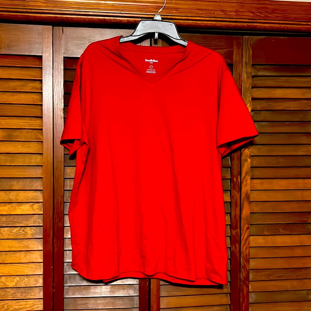 Good fellow short sleeve never worn